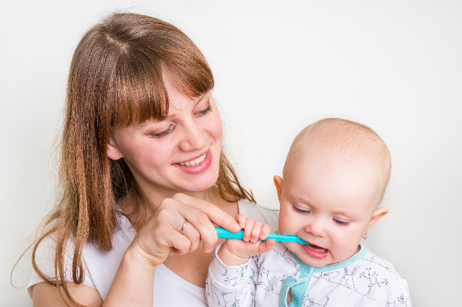 Pomen ustne higiene v otroštvu– blog – Ortodent
